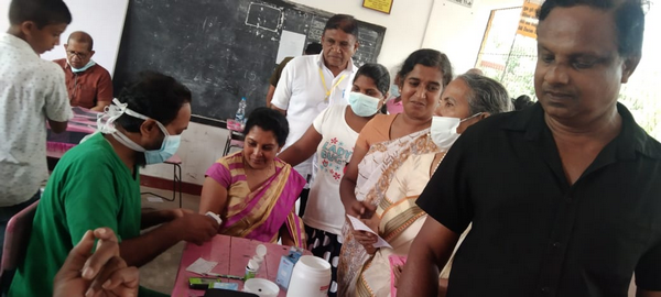 "Divisional Secretariat to your village"....mobile service in Homagama (2022-12-10)